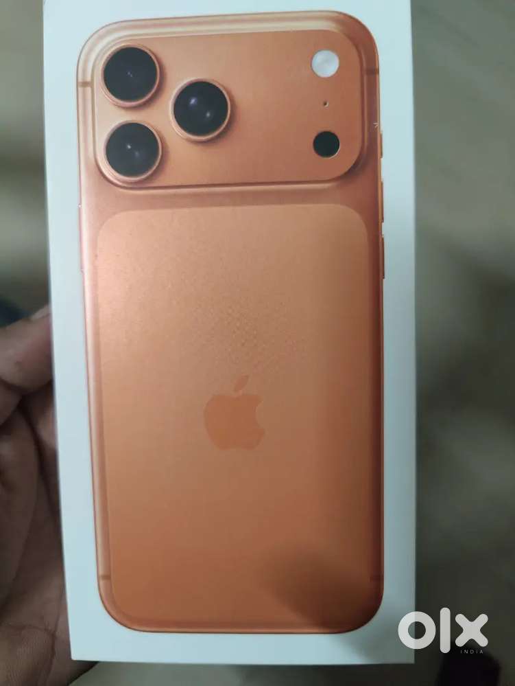 iPhone 17 Pro Orange