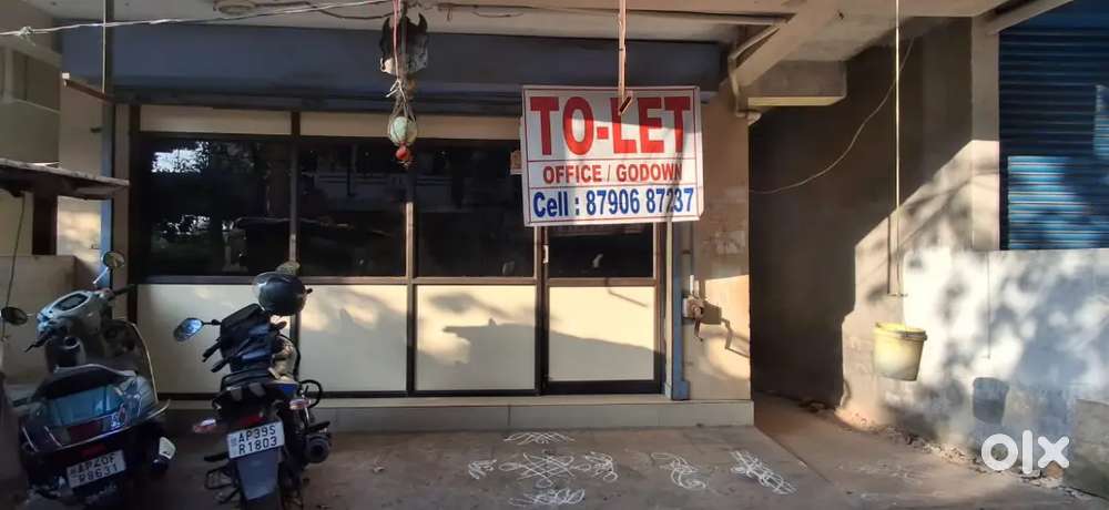 Rent/ lease for office/ godown near 4th Town police station b s layout