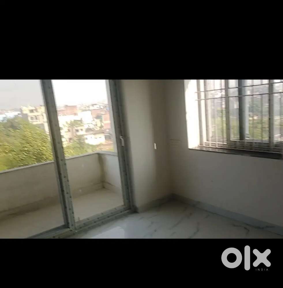 Good Flat, Selling at low price