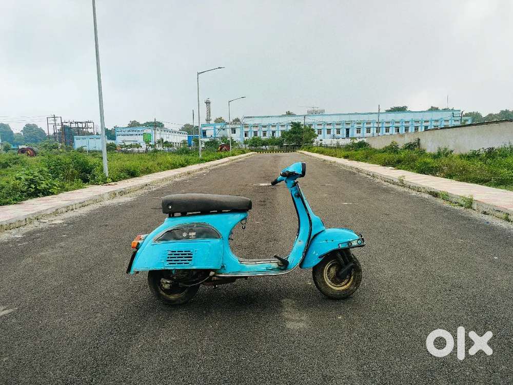 Bajaj super