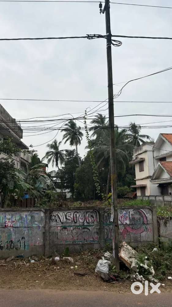 33 cent plot for sale in kuriachira, thrissur