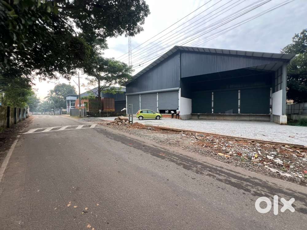 Aluva near uc college 40cent 10000sqt new godown 3.50cr
