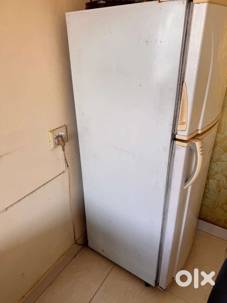 Good condition, fridge fix price