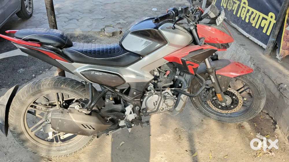 Xtreme 125 R single hand use