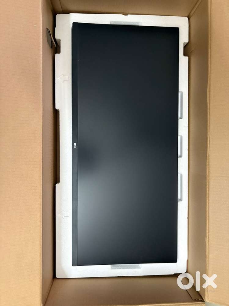 LG ULTRAWIDE MONITOR