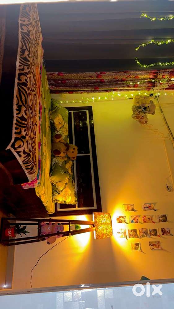 need female roommate