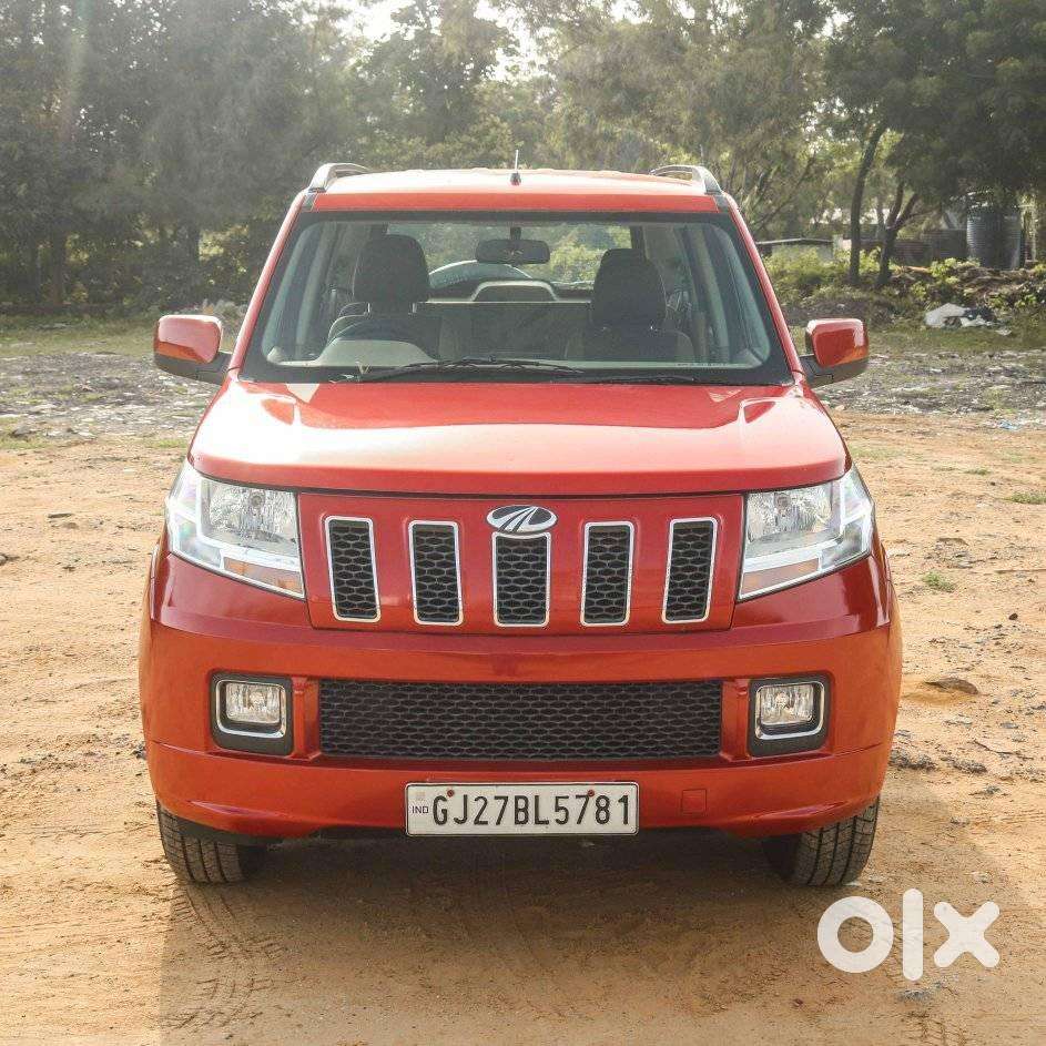 Mahindra TUV 300 T8 AMT, 2017, Diesel