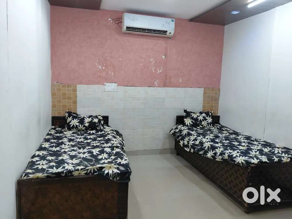 10 k independent room