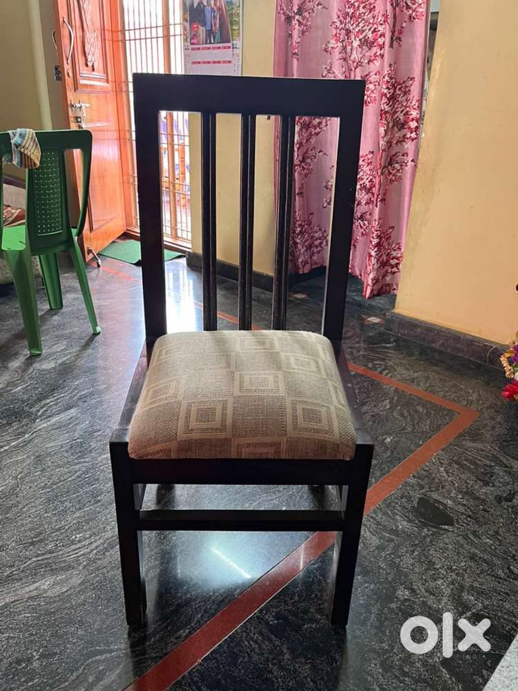 4 dining set chairs