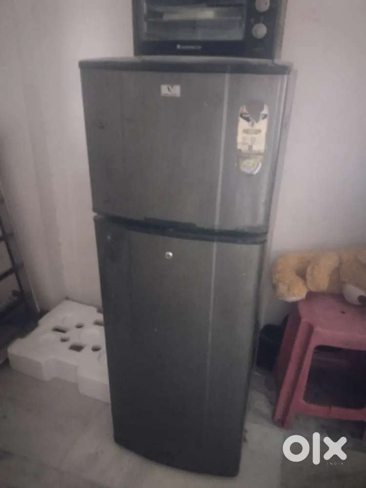 Videocon duble door fridge