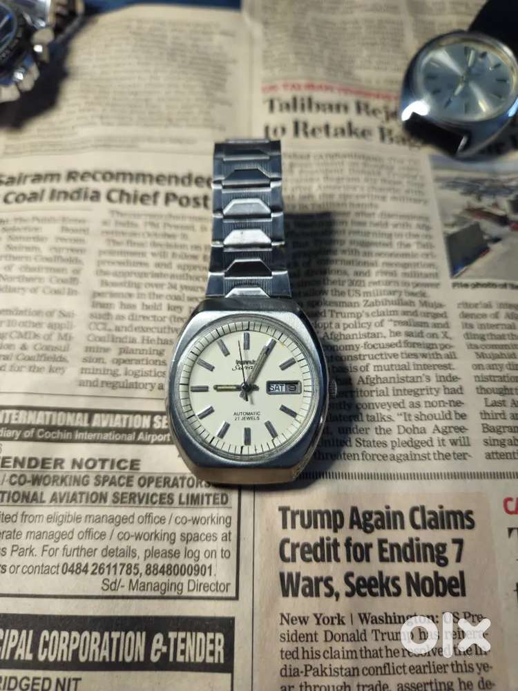 VINTAGE WATCH LOT