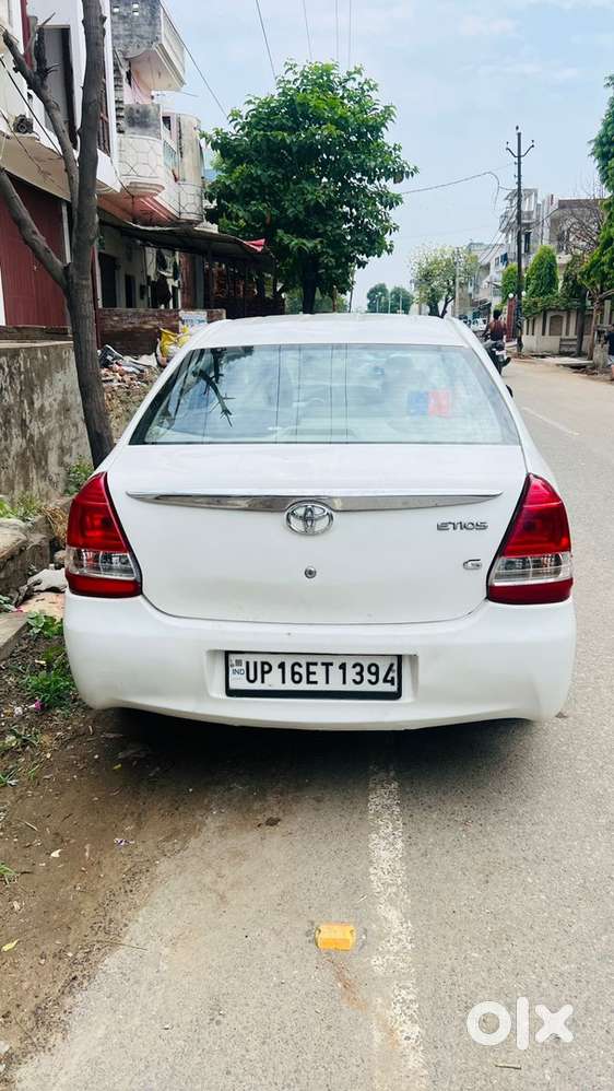 Toyota etios 2016 December cng petrol good condition