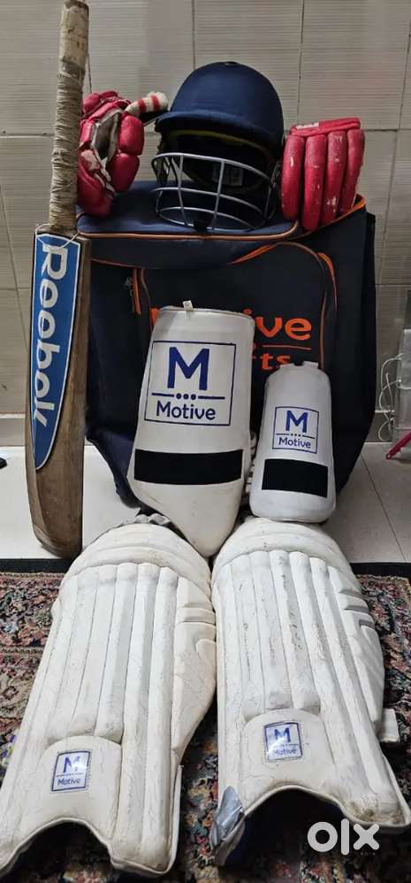SALE Cricket kit almost new with bag with everything
