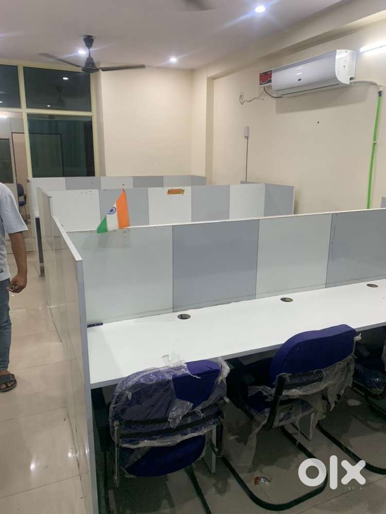 27 seats office fully furnished office