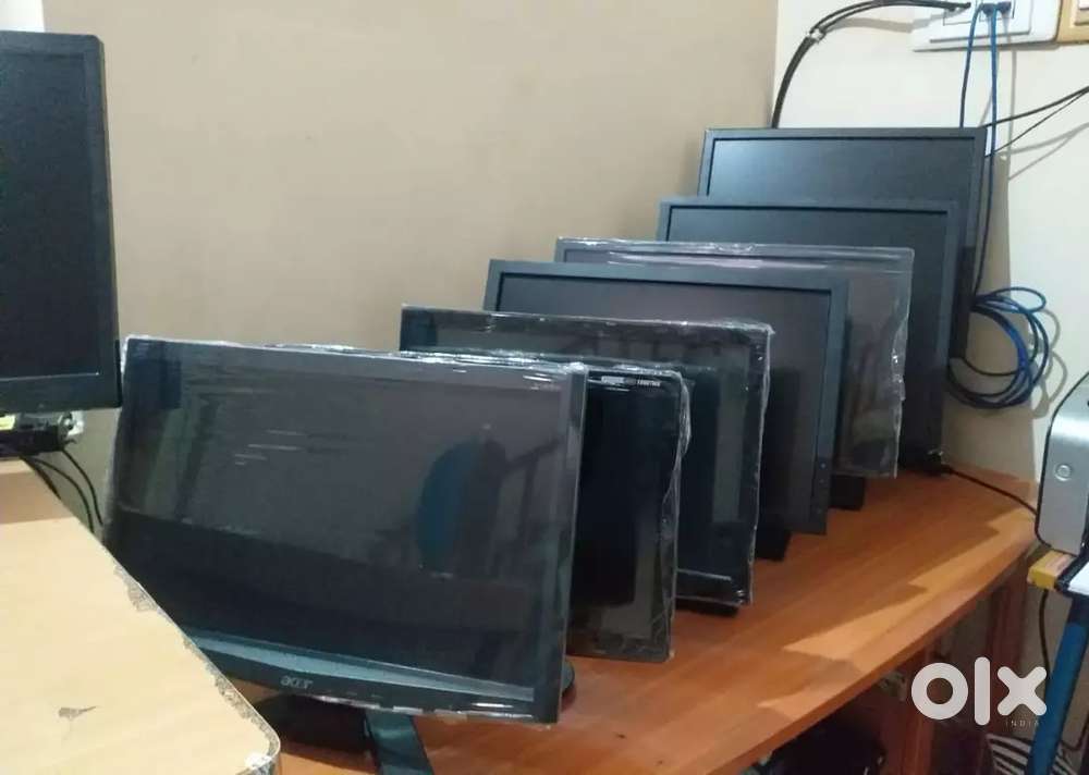 மானிட்டர்ஸ் & பிரிண்டர்ஸ் low price யில் கிடைக்கும்..