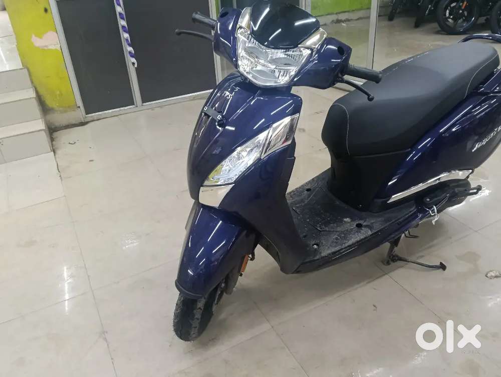 TVS Jupiter all models and colours are available here