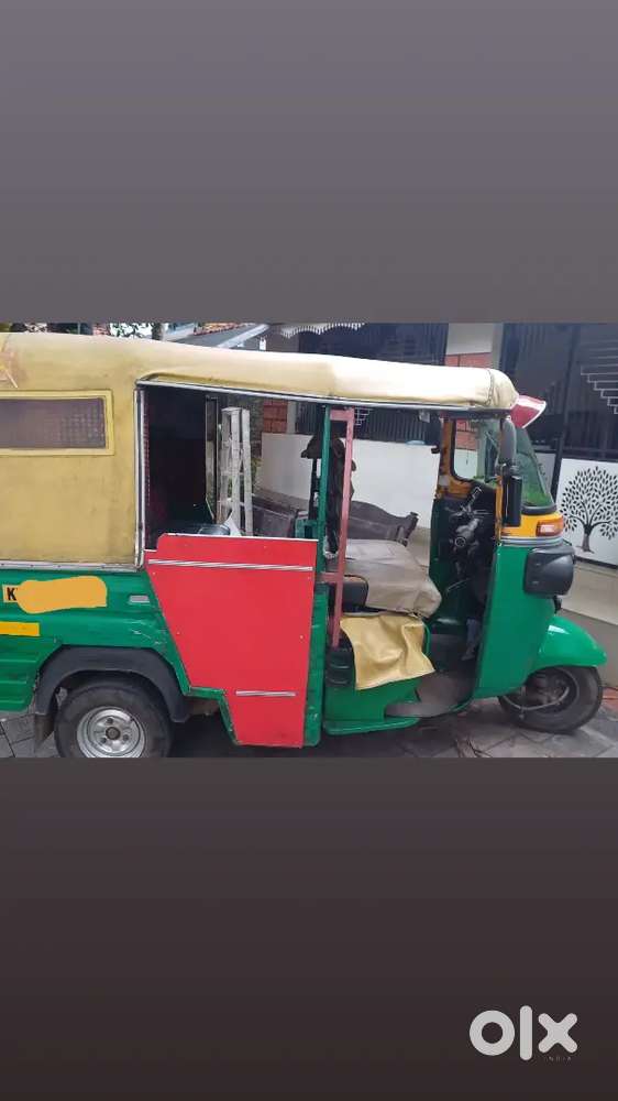 Gud condition.new =insurance&cng cylinder