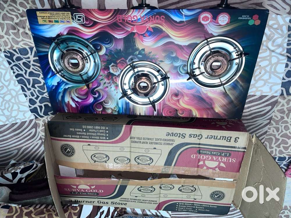 Surya Gold 3 Burner Gas Stove