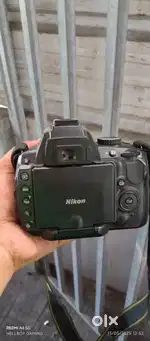 Nikon d5000 for sale urgent