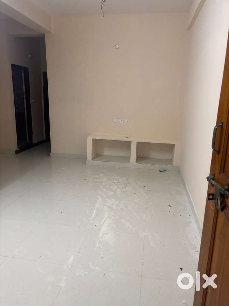 2 BHK flat for rent for 15000