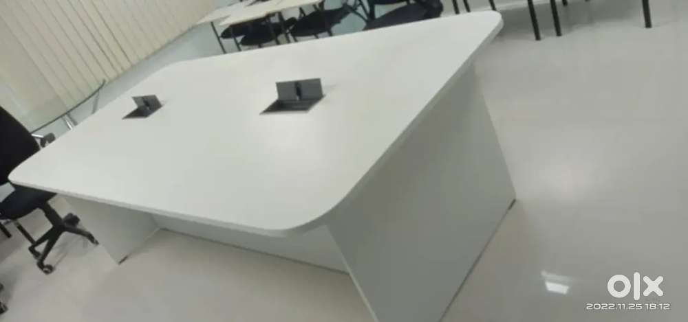 8 seater Conference table , work station,md table