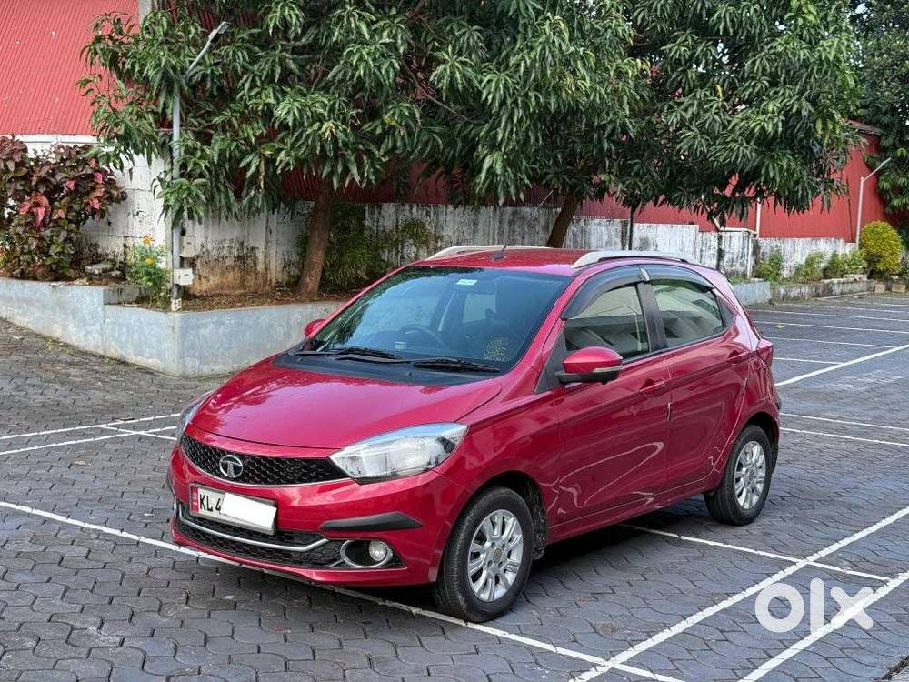 Tata Tiago 1.2 Revotron XZA, 2018, Petrol
