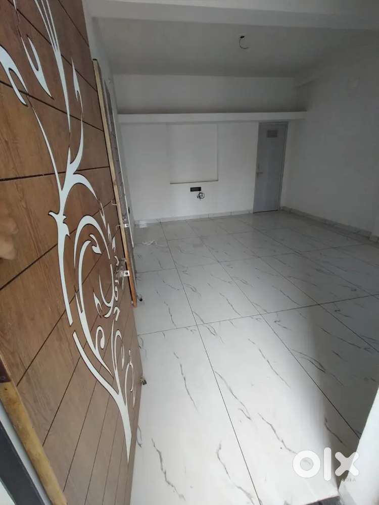 1 Hall only for 1& 2 person, kitchen not available