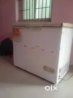 Voltas Freezer