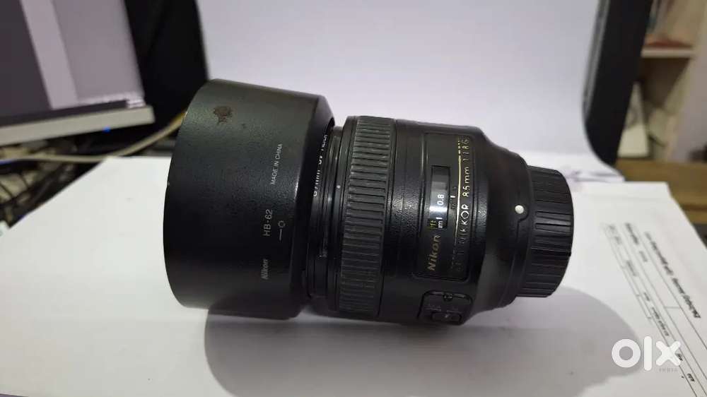 Nikon 85 mm 1.8 lens sell