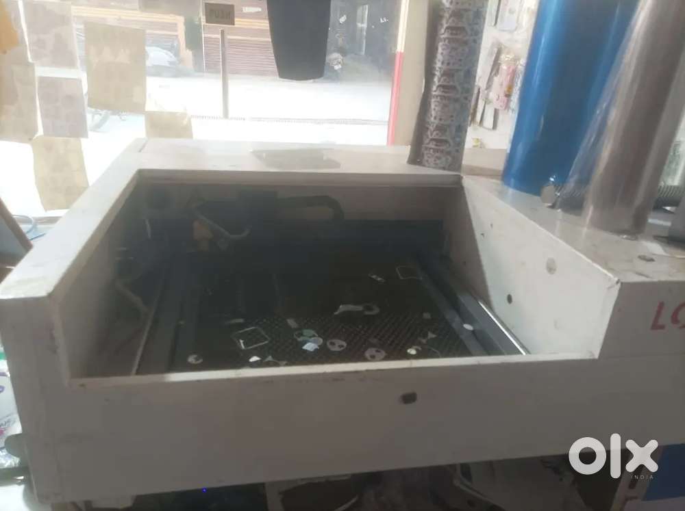 Mobile lamination cutting machine