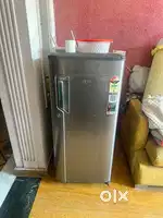 Whirlpool 184L Fridge