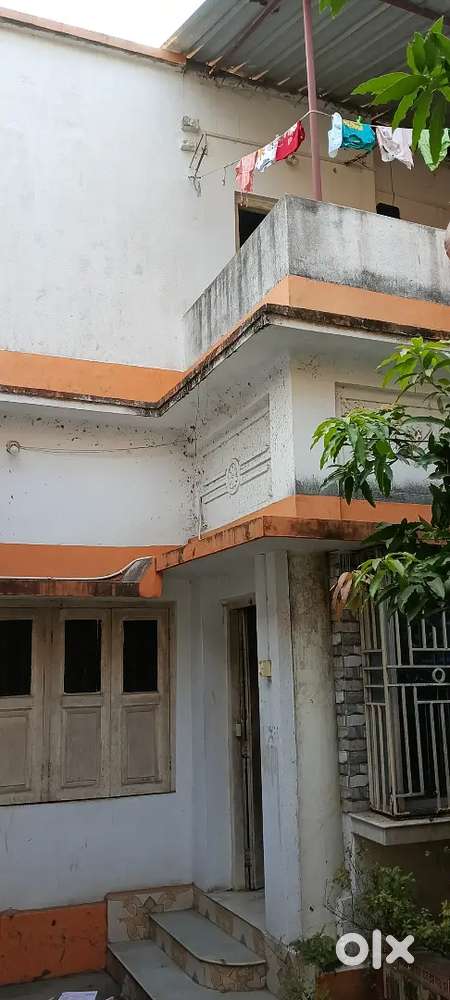 Subash road er upor 2tola bari +dokan matro 60lakh