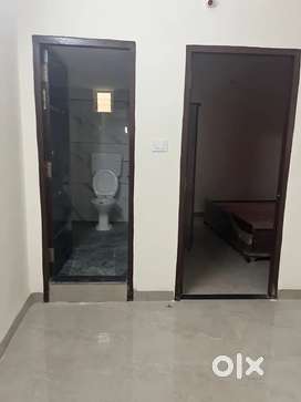 1 bhk flat for rent with bed,almera independence property.