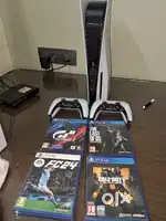 PS5, 6 games and 2 controllers