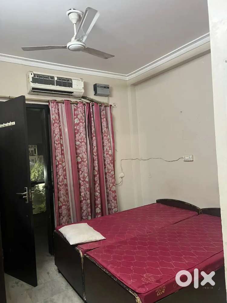 PG available fully furnished