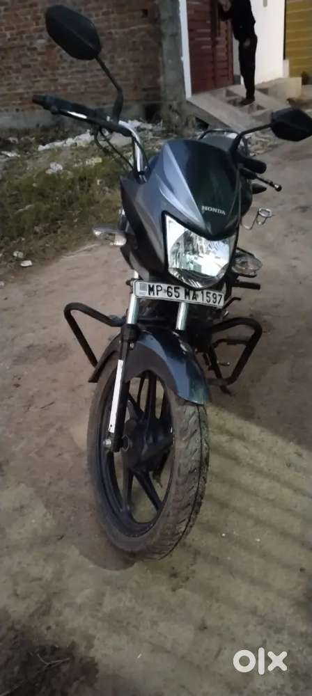 Fully Maintained Single Hand Honda Shine