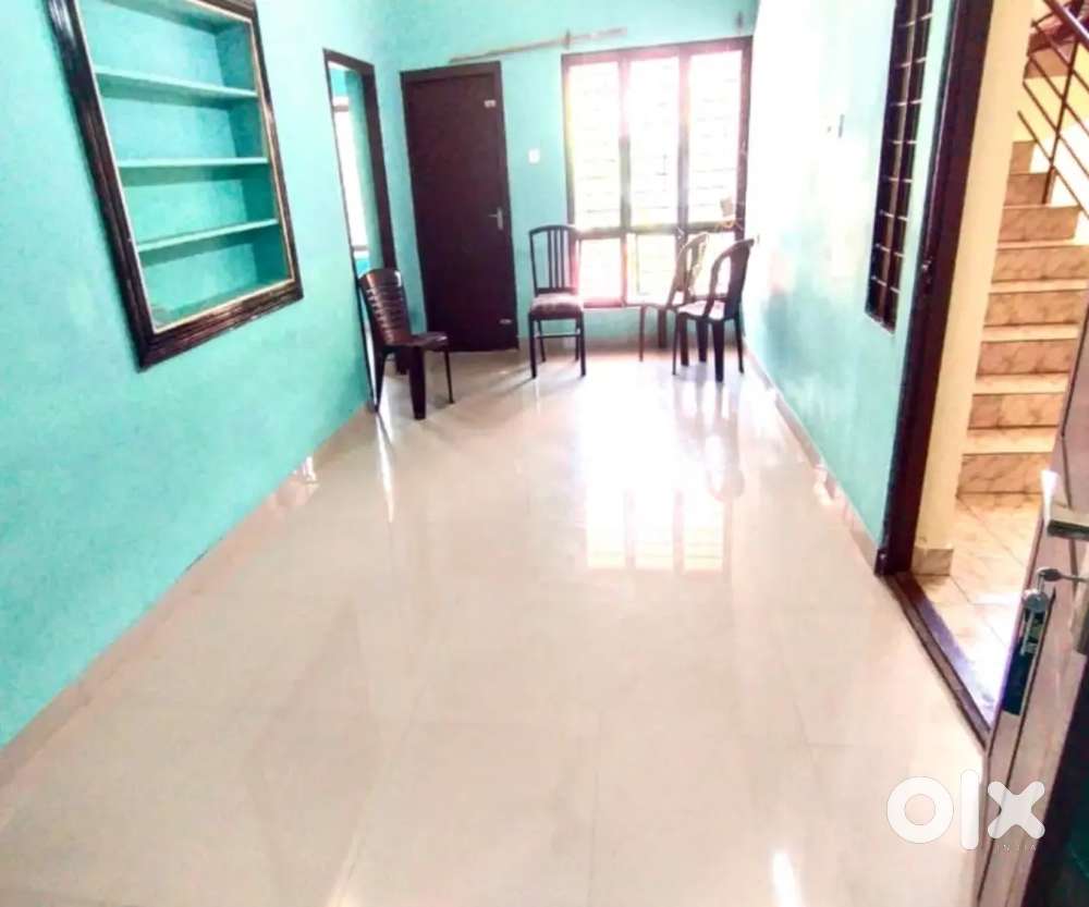 FLAT  3 BHK FOR RENT.
