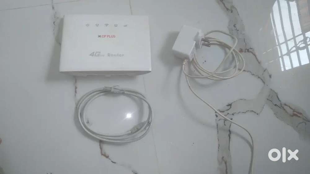 CP Plus 4G LTE WiFi Router  300 Mbps  With Box & Charger  ₹1200