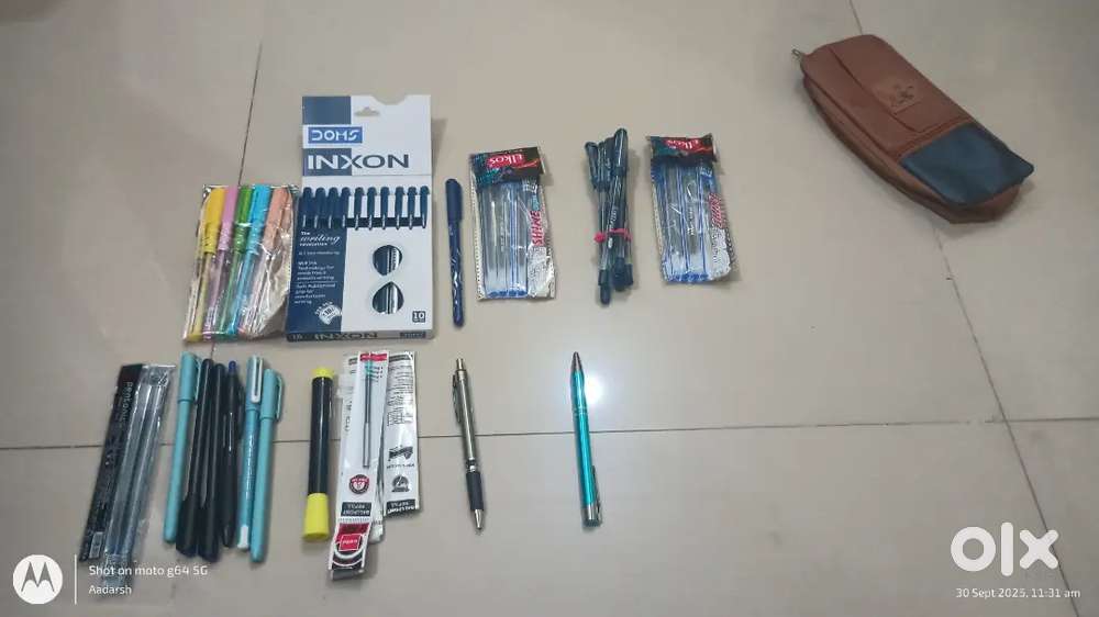 Take many ball and gel pens in half price