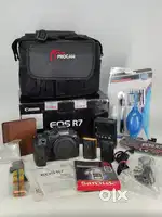Canon EOS R7 Mirrorless Camera CD10