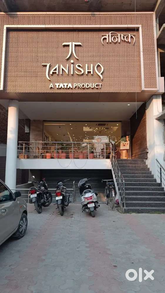 TANISHQ SHOWROOM VACANCİES ARE AVAILABLE APPLY NOW