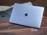 Apple Macbook Pro i9 16GB Ram 512GB SSD 5.5gbGraphics Touchbar