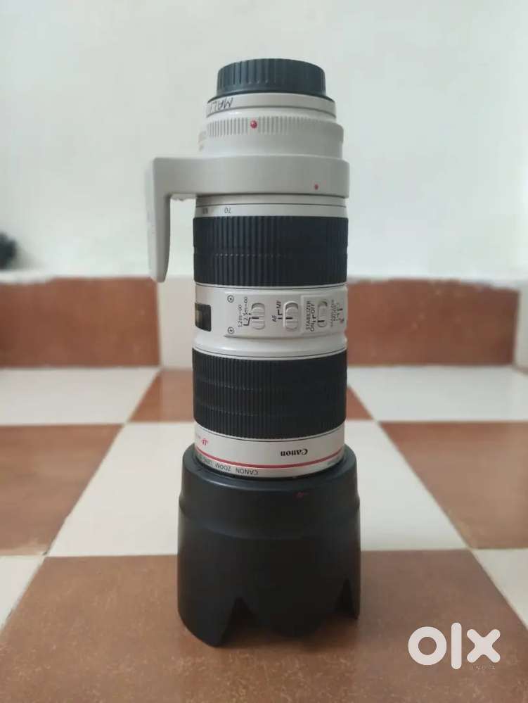 Canon 5D mark 3 and canon lence 70-200 is 2