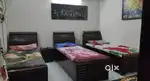 NO BROKERAGE 500+ Classy Boys PGs with meals & amenities in Noida!