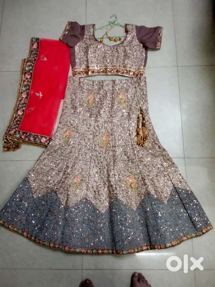 Lehenga cholis suit party wear dress