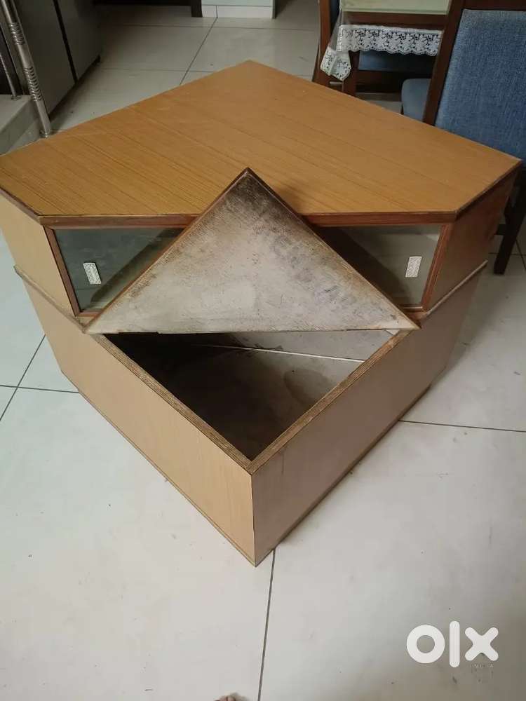 Corner Sokesh