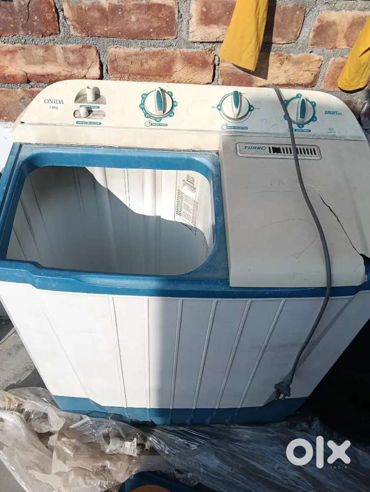 Onida washing machine.7.kg.