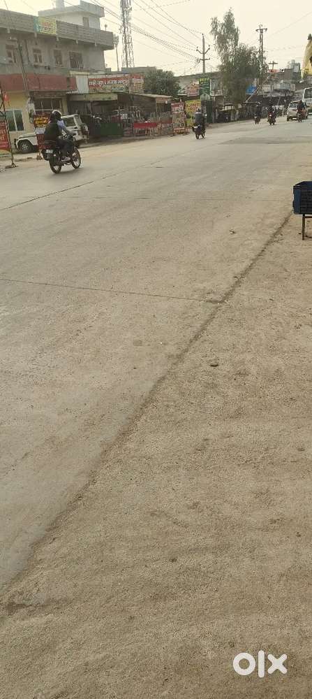 रायपुर थेगड़ा रोड पर कमर्शल प्लॉट