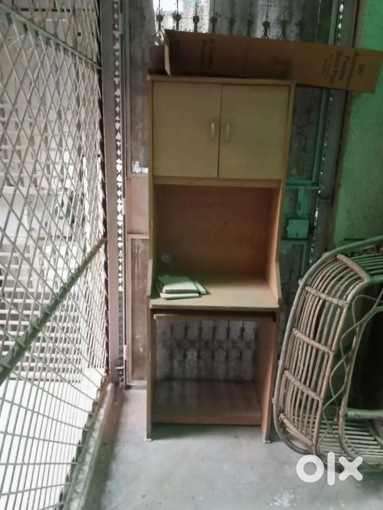 Study table