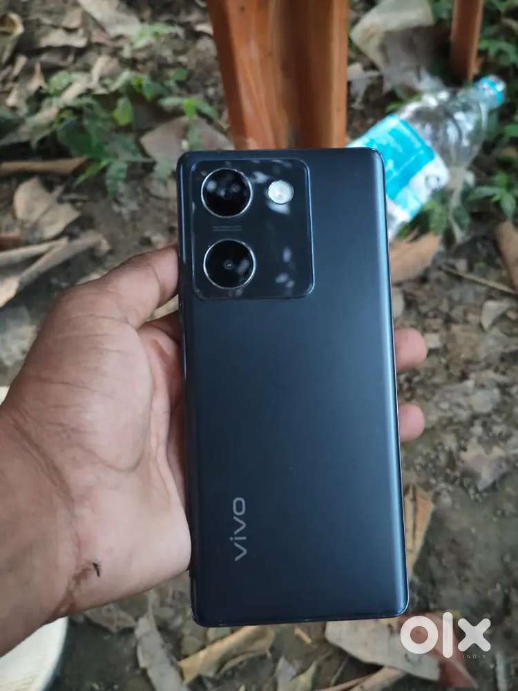 full condition mein phone hai
